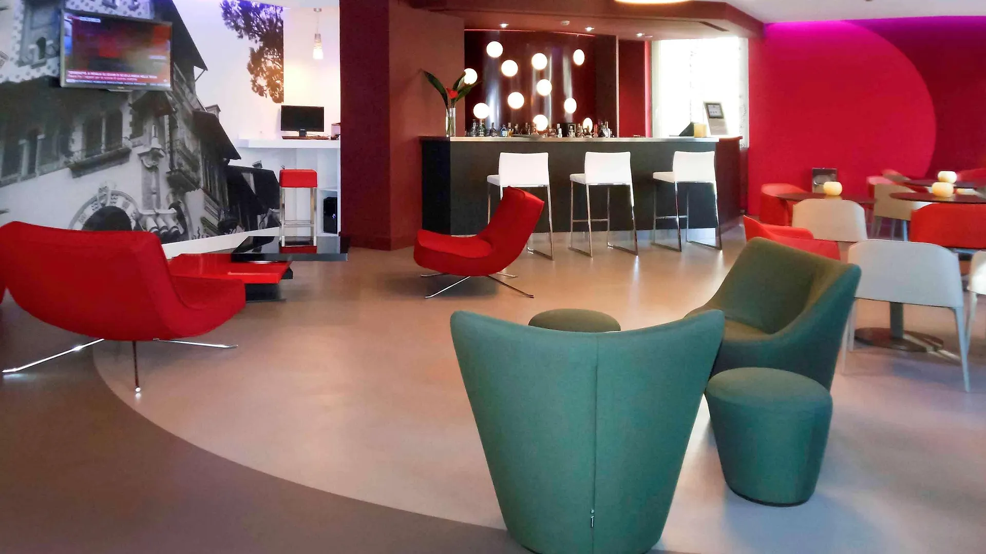 Hotel Mercure Roma Corso Trieste 4*,
